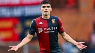 Johan Vásquez, capitán y pilar del Genoa… ¿Pero por cuánto tiempo más?