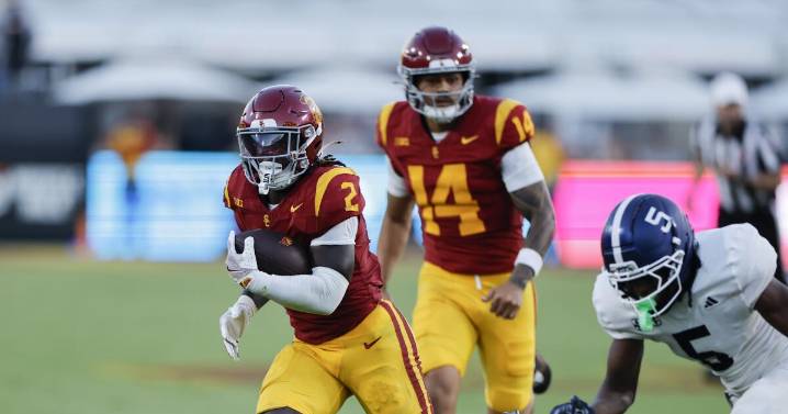 'I know what I can be.' How USC tailback Waymond Jordan went from anonymous to a star