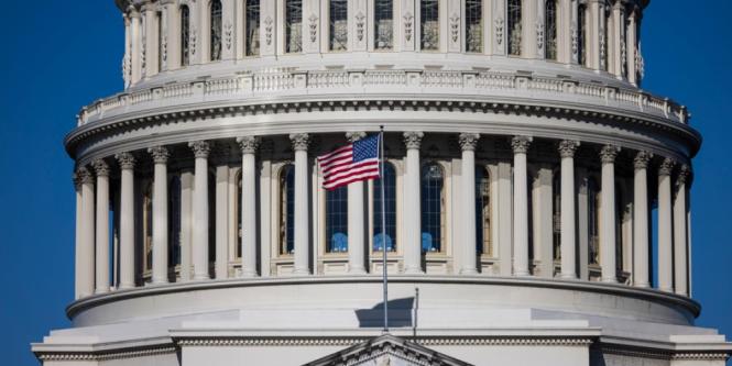 Congresista de Estados Unidos tendría apoyo del Congreso para revelar archivos de caso Epstein