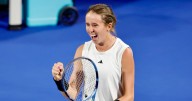 Nikola Bartunkova sorprende a la afición del Guadalajara Open AKRON al eliminar a la actual campeona