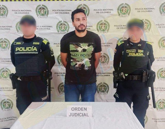 La deuda que tenía era por extorsión. 