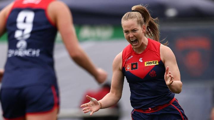 AFLW 2025: West Coast Eagles taught harsh lesson in Melbourne Demons thrashing