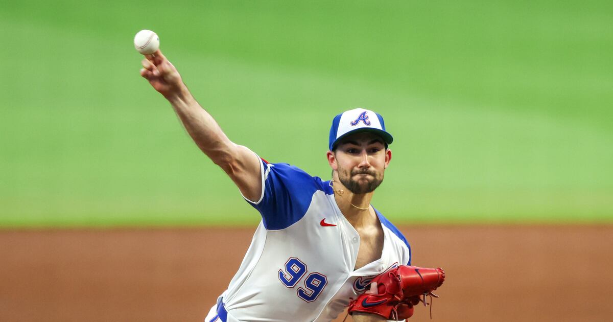 PHOTOS: Braves take on the Pirates Saturday