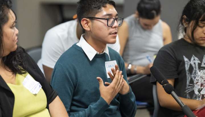 Chicago students feeling fear, frustration amid ICE raids and threats of National Guard deployment