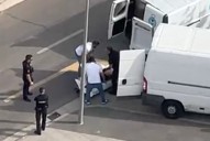 Encuentran sin vida a un hombre dentro de una furgoneta en un descampado de Zaragoza