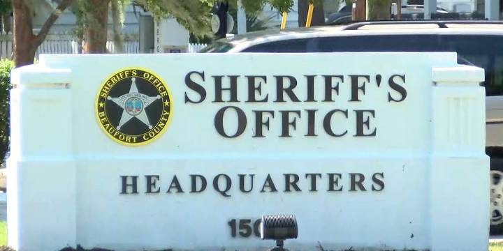 Beaufort County deputy suspended, under internal investigation