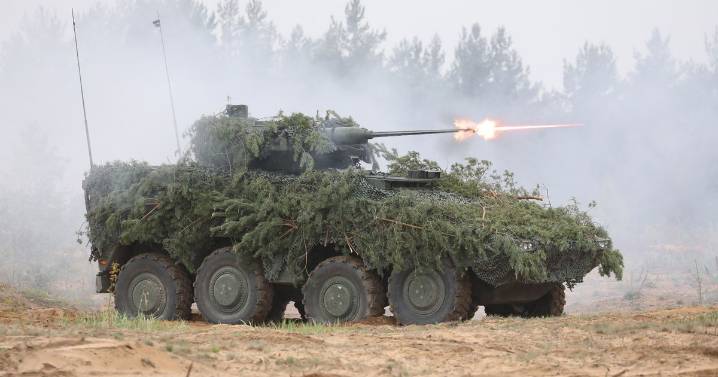 UK fears as 'West will come to bloody end in World War 3' in just five days