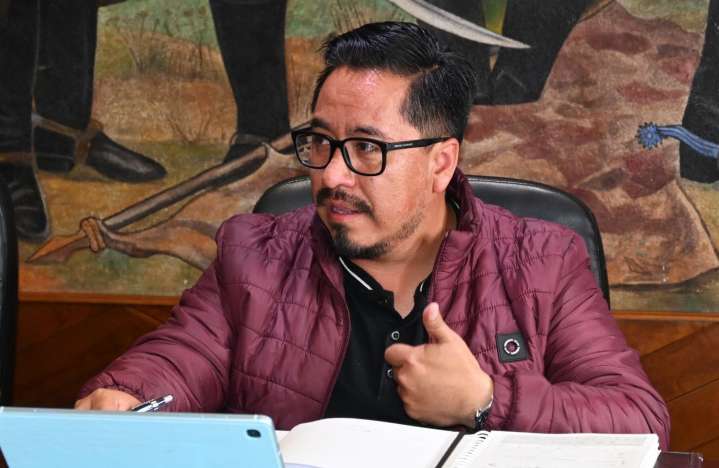 Acusan irregularidades del alcalde de Epazoyucan