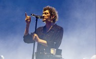 Zoé Brilla bajo una Vía láctea de fans