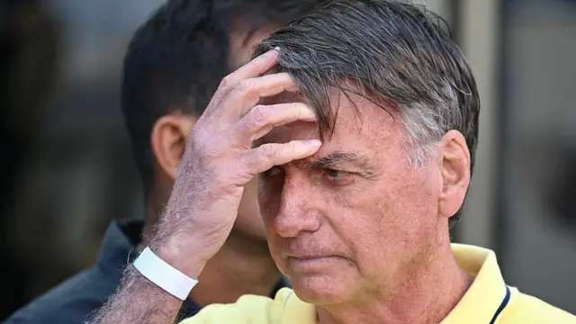 Condenan a Bolsonaro a 27 años y 3 meses de prisión por golpismo