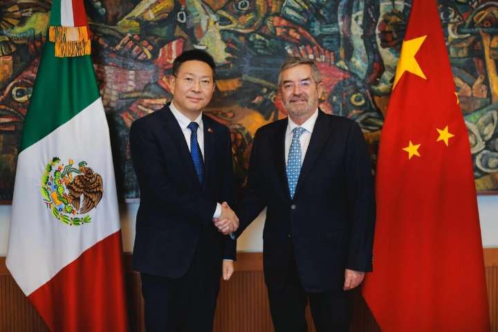 Recibe canciller De la Fuente a embajador de China en la SRE