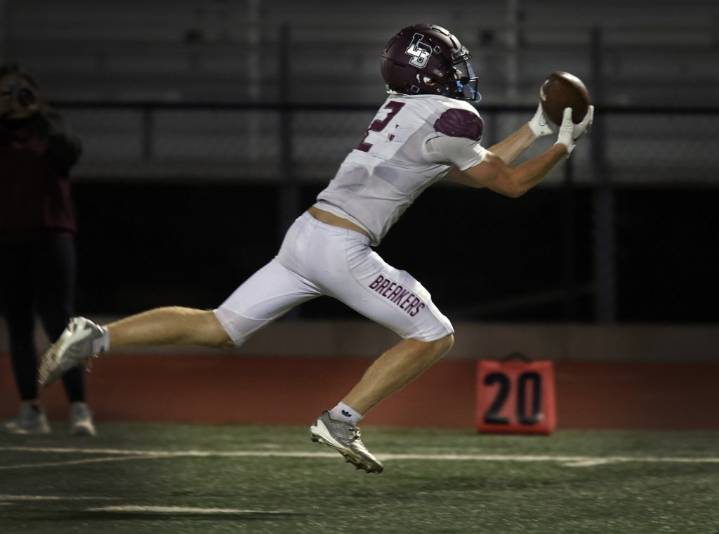 Laguna Beach football’s strong start continues with win over El Dorado