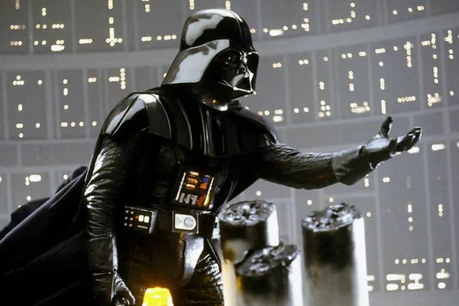Star Wars: Sable de luz de Darth Vader se vende por 3,6 millones de dólares en subasta histórica