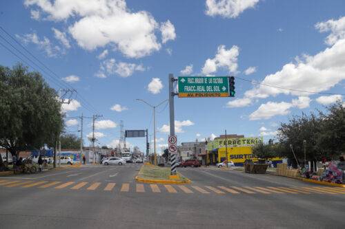 Mejoran la seguridad vial en avenida Poliducto y Rodolfo Landeros