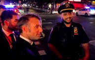 El presidente francés Emmanuel Macron llamó a Donald Trump por que por culpa de su caravana su vehiculo quedó atascado en el tráfico
