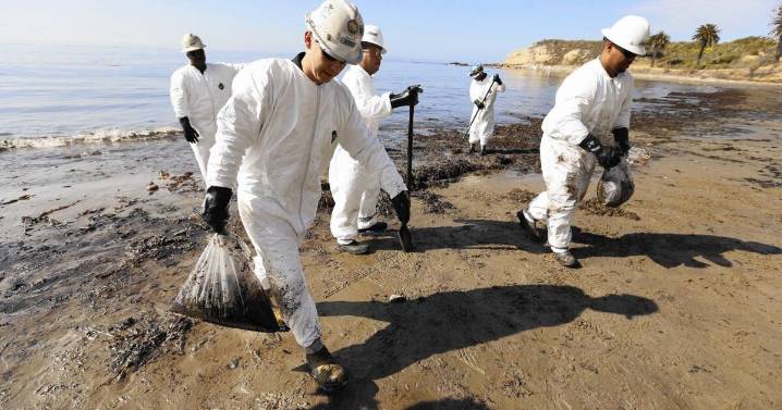 Contributor: Trump's grudge against California could lead to the next major oil spill