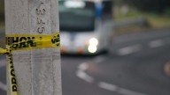 Vuelcan dos camionetas tras chocar en Maltrata; una de ellas iba cargada de pirotecnia
