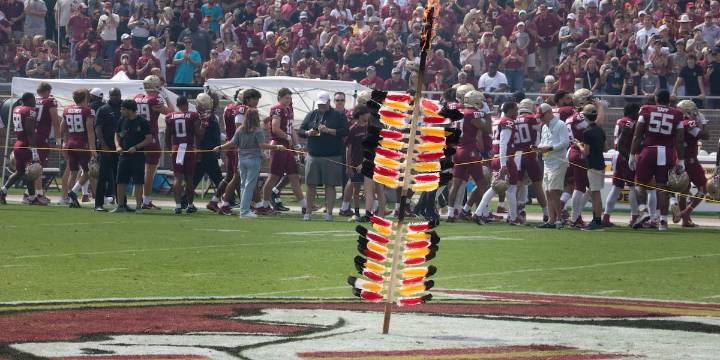 Florida State drops one spot in AP Top 25 despite rout of Kent State