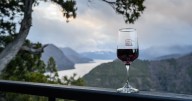 San Martín de los Andes se prepara e invita a disfrutar de su feria de vinos patagónicos