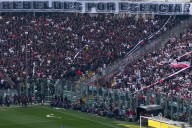 Aficionado de Colo Colo pierde la vida durante el clásico vs U de Chile; cayó del techo del estadio