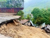 Lluvias provocan derrumbes en varios municipios de Hidalgo