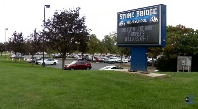 Students to sue Loudon County schools over locker room suspension