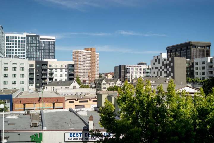 Oakland had a plan to regulate Airbnbs and Vrbos. Why has it taken 9 years?