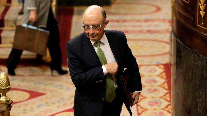 El TSJ de Madrid anuló 'multas' de 300.000 euros al presidente de Equipo Económico por "irregularidades" de Hacienda con Montoro de ministro
