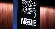 Nestlé destituye a su presidente ejecutivo tras incumplir su código de conducta