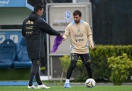 Scaloni asegura que no habló con Messi sobre su presencia en el Mundial 2026