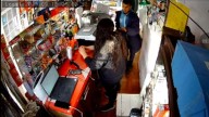 Robó un kiosco, se llevó el celular de la dueña y cayó por usarlo para hacer estafas virtuales