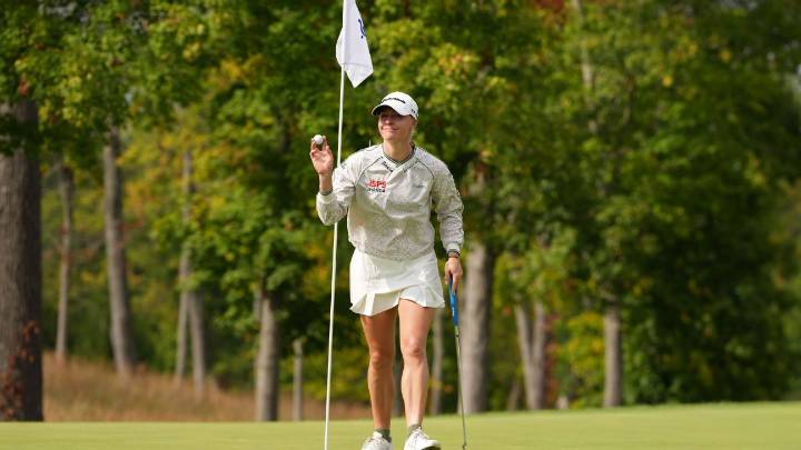 Charley Hull takes 1-shot lead over Jeeno Thitikul at Queen City
