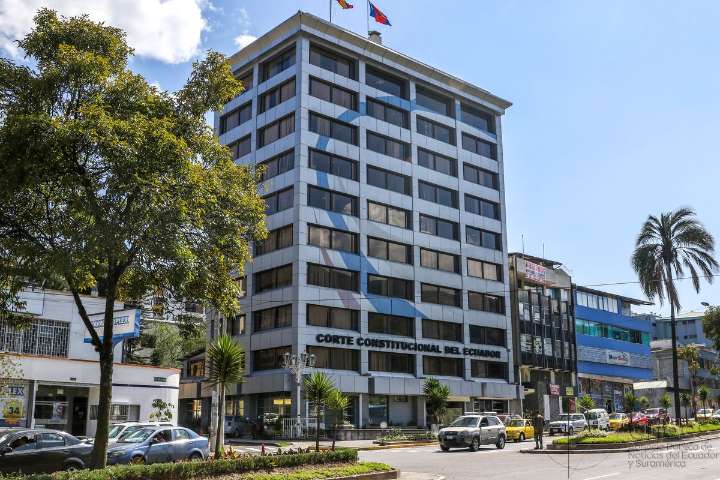 Corte Constitucional de Ecuador aprueba consulta para una nueva Constitución