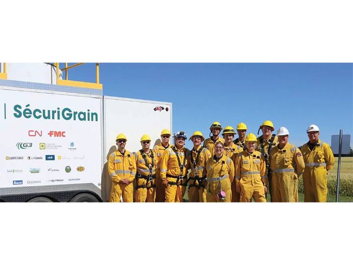 BeGrainSafe Week kicked off fall demonstration program | The Woodstock Sentinel Review