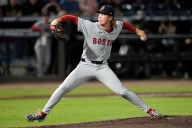 Red Sox leave 10 on base in frustrating 7