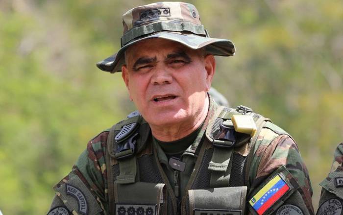 Ministro de Defensa acusa a EE.UU. de un «brutal ejercicio» psicológico contra Venezuela