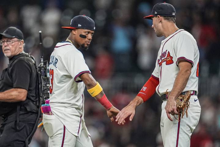 Deadspin | Braves' three solo blasts beat Nats for 10th straight win
