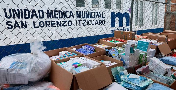 Alfonso Martínez entrega medicamentos a clínicas municipales