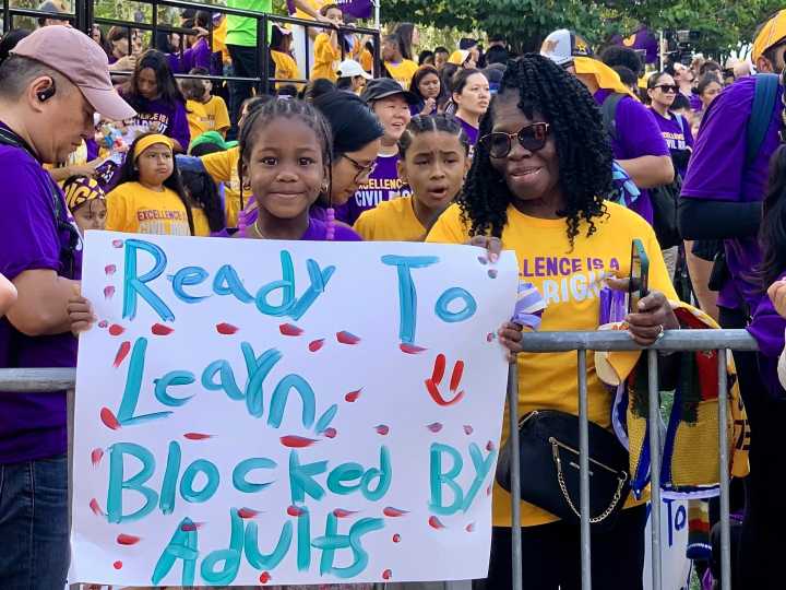 Charter school rally in Downtown Brooklyn brings 10,000 students