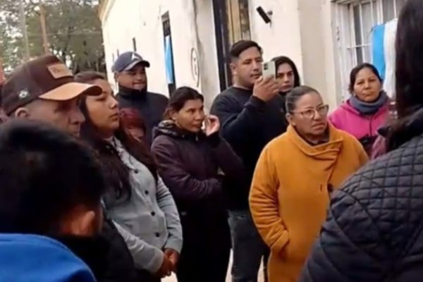 A SUS CASAS! Perdieron en Paso de la Patria y echaron a más de 40 empleados (IMÁGENES)