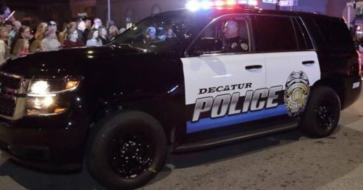 Burglar shot and killed in Decatur, no charges expected against shooter