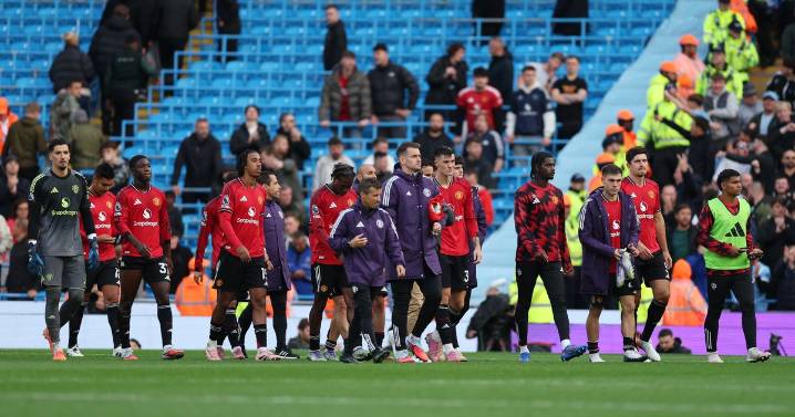 'I can't see how this Manchester United manager avoids getting the sack'