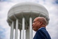 Flint mayor wants water crisis judge to send help in advance of settlement claims