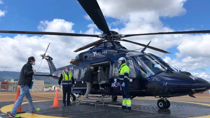 El servicio de helicópteros entre Ceuta y Andalucía, récord de viajeros