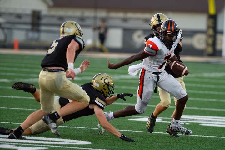 Senior quarterback leads Clio to best start since 1996
