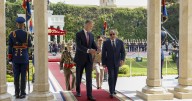 La honorable ofrenda floral de los Reyes en su visita oficial a Egipto