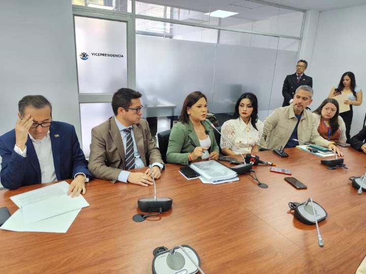 Oposición de Ecuador tilda de engañoso proyecto de presupuesto 2025