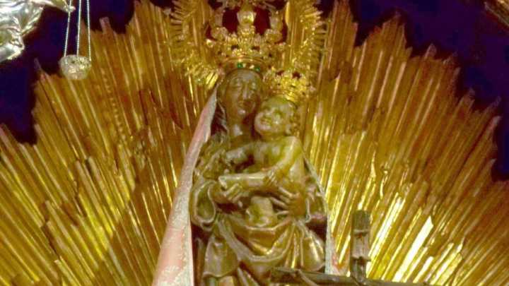 Virgen de La Encina y Día del Bierzo: Historia y Tradición