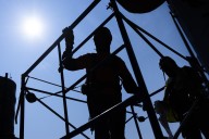 La tasa de desempleo de EE.UU. en agosto aumenta 4,3 %, con una anémica creación de empleo