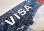 Donald Trump fija un pago de $100,000 dólares al año para la visa H
